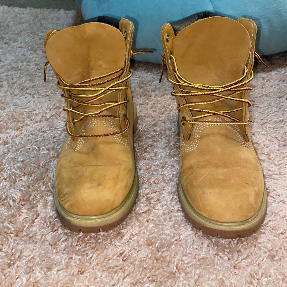 Timberlands - Picture 2 of 8